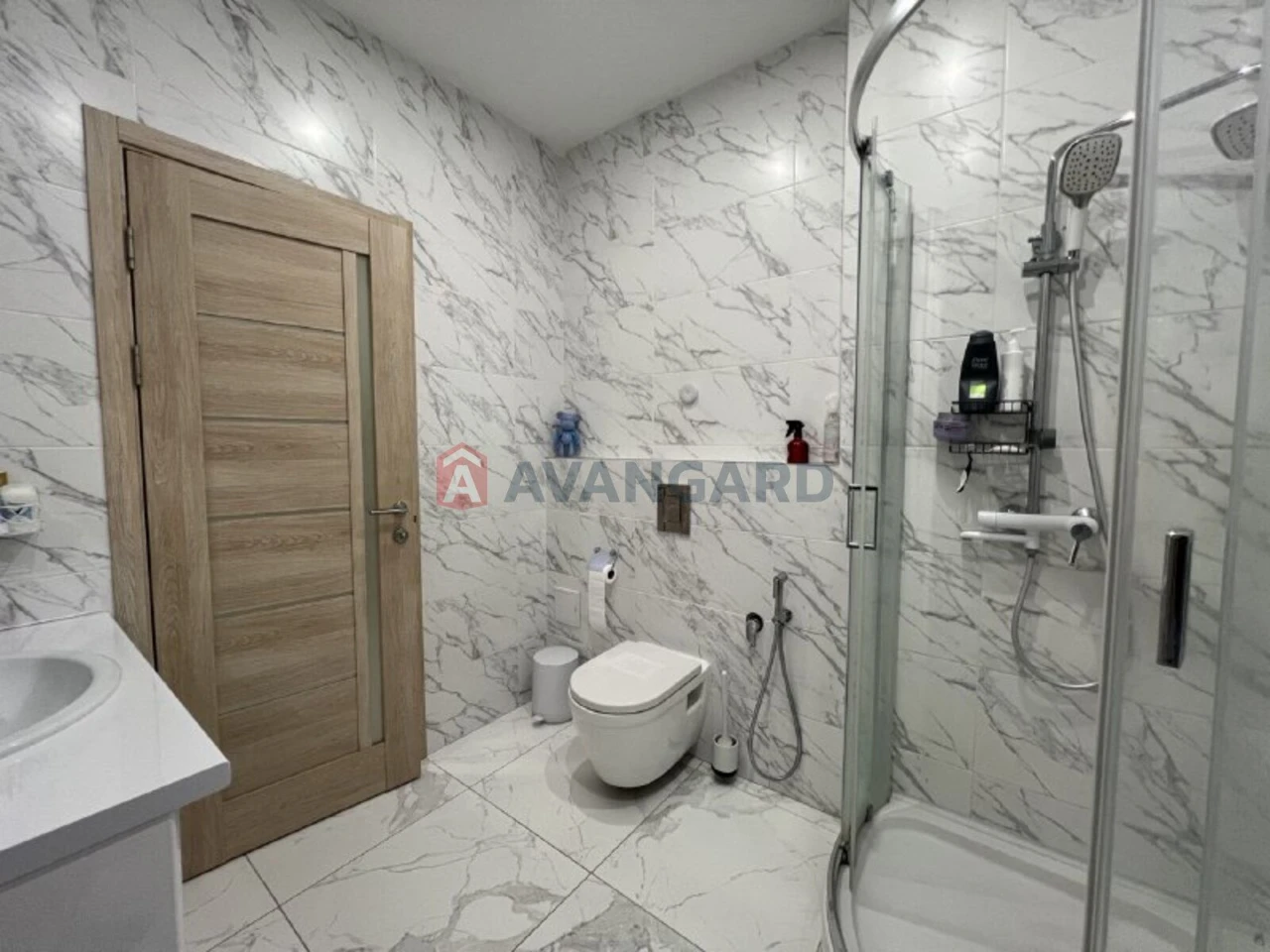 Продам 2к 70м2 с ремонтом ЖК Панорама