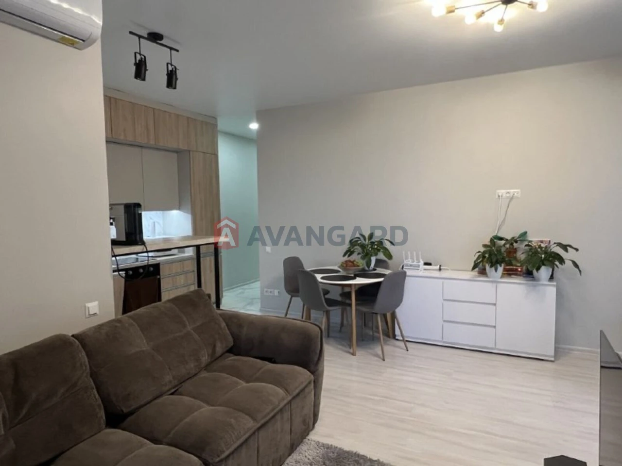 Продам 2к 70м2 с ремонтом ЖК Панорама
