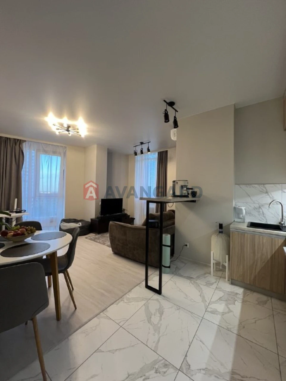 Продам 2к 70м2 с ремонтом ЖК Панорама