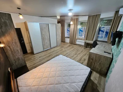 СРОЧНО Центр, Квартира студия, ремонт, техника, паркоместо