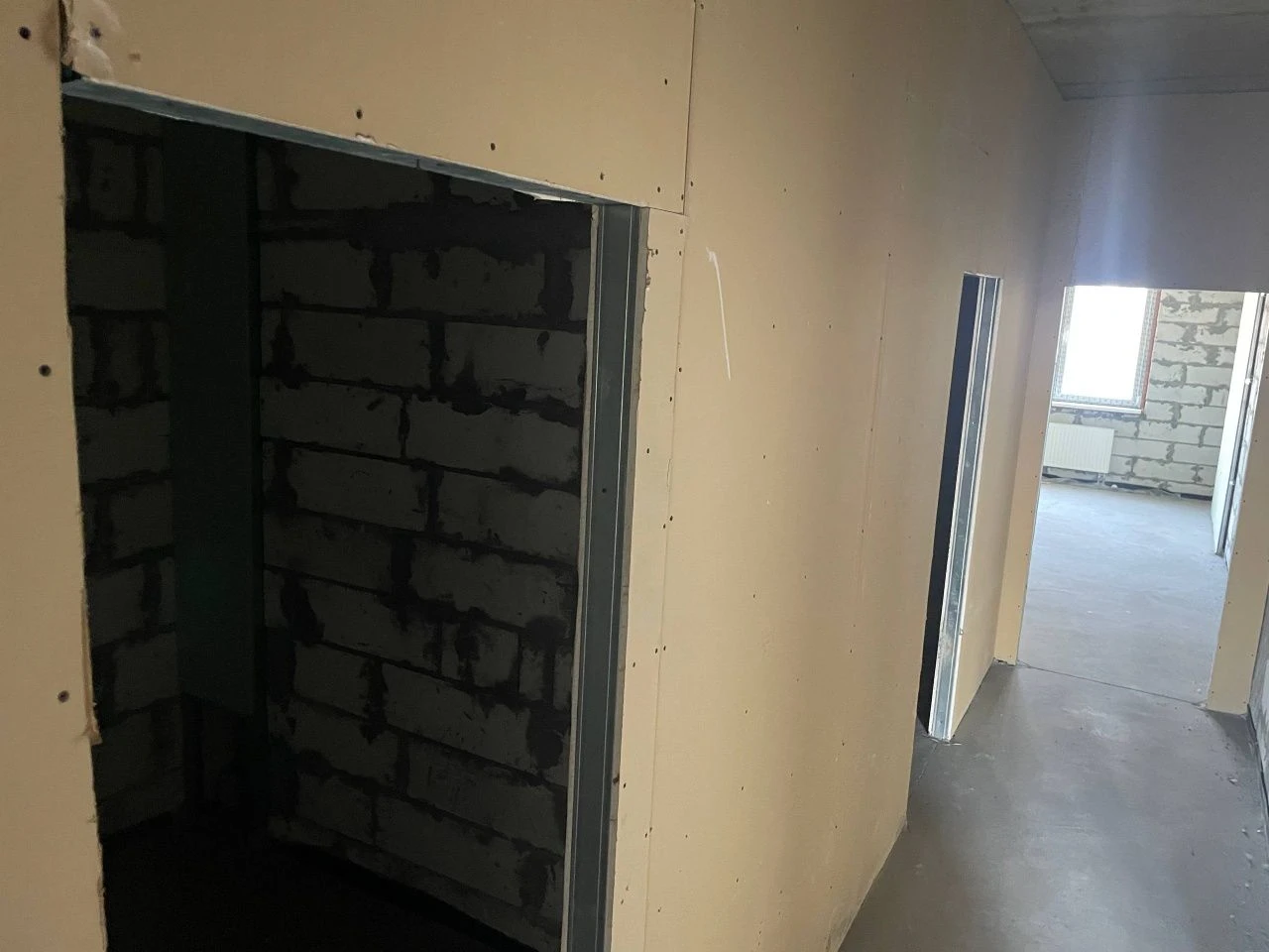 Продам ЖК Кировский