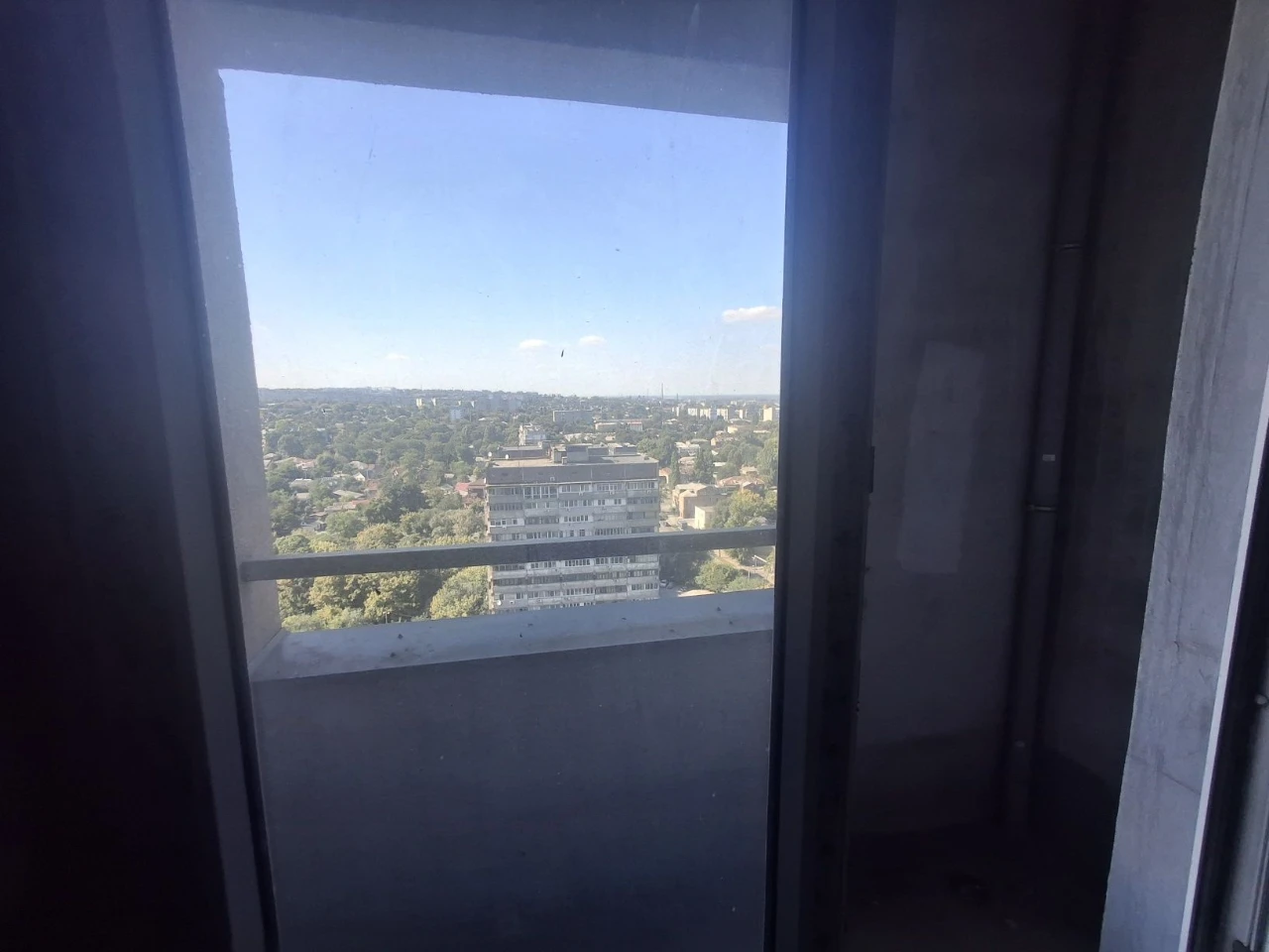 Продам ЖК Кировский
