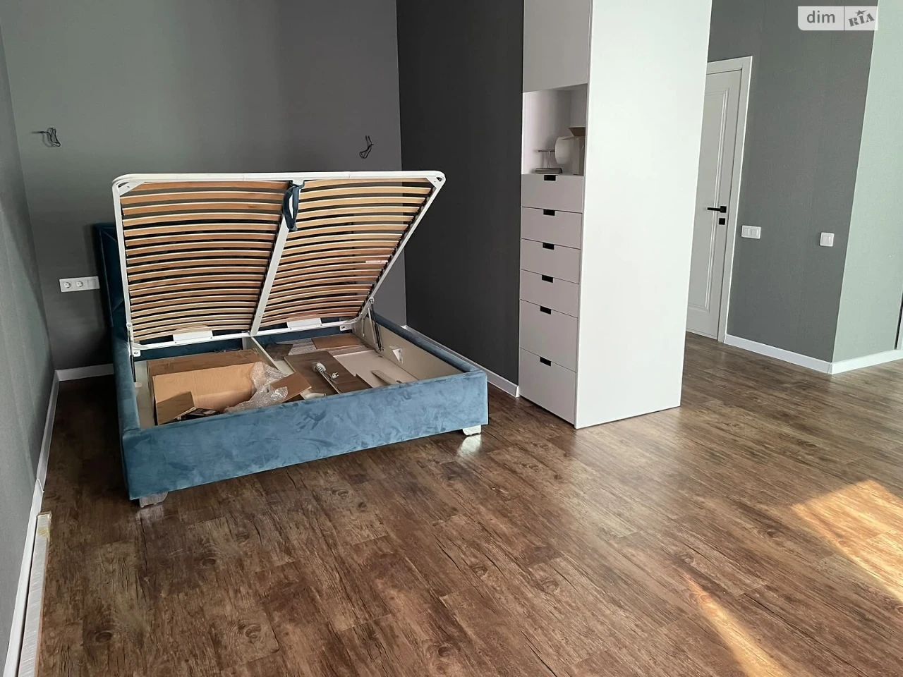 Sale Apartment Oleksiiivka