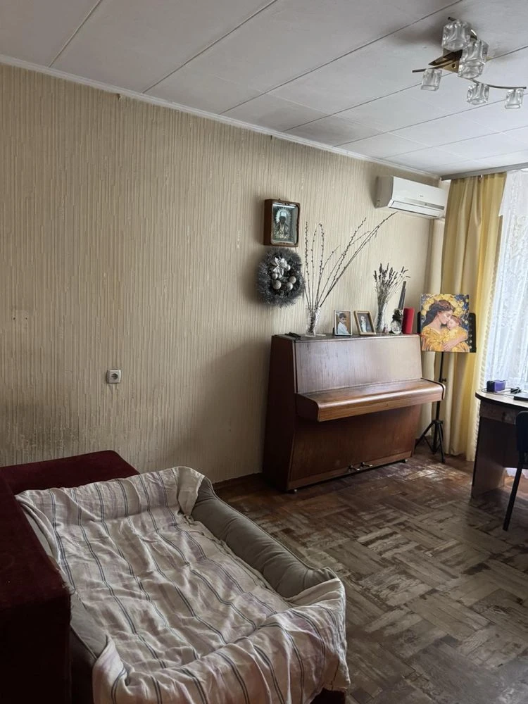 Продам 3 комнатную квартиру ул Королева