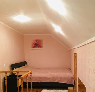 Продам 2 к на Адмиральскому проспекті/5 ст./в.Трудова