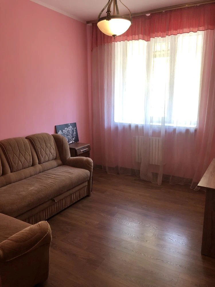 Продам 3 комнатную квартиру на Черемушках