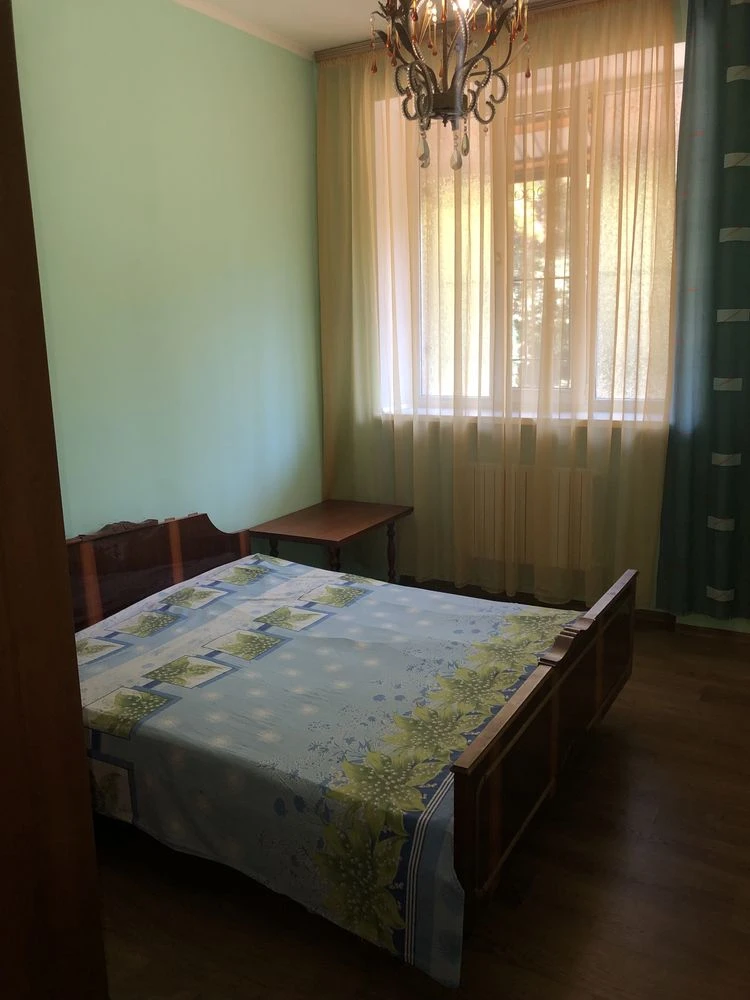 Продам 3 комнатную квартиру на Черемушках