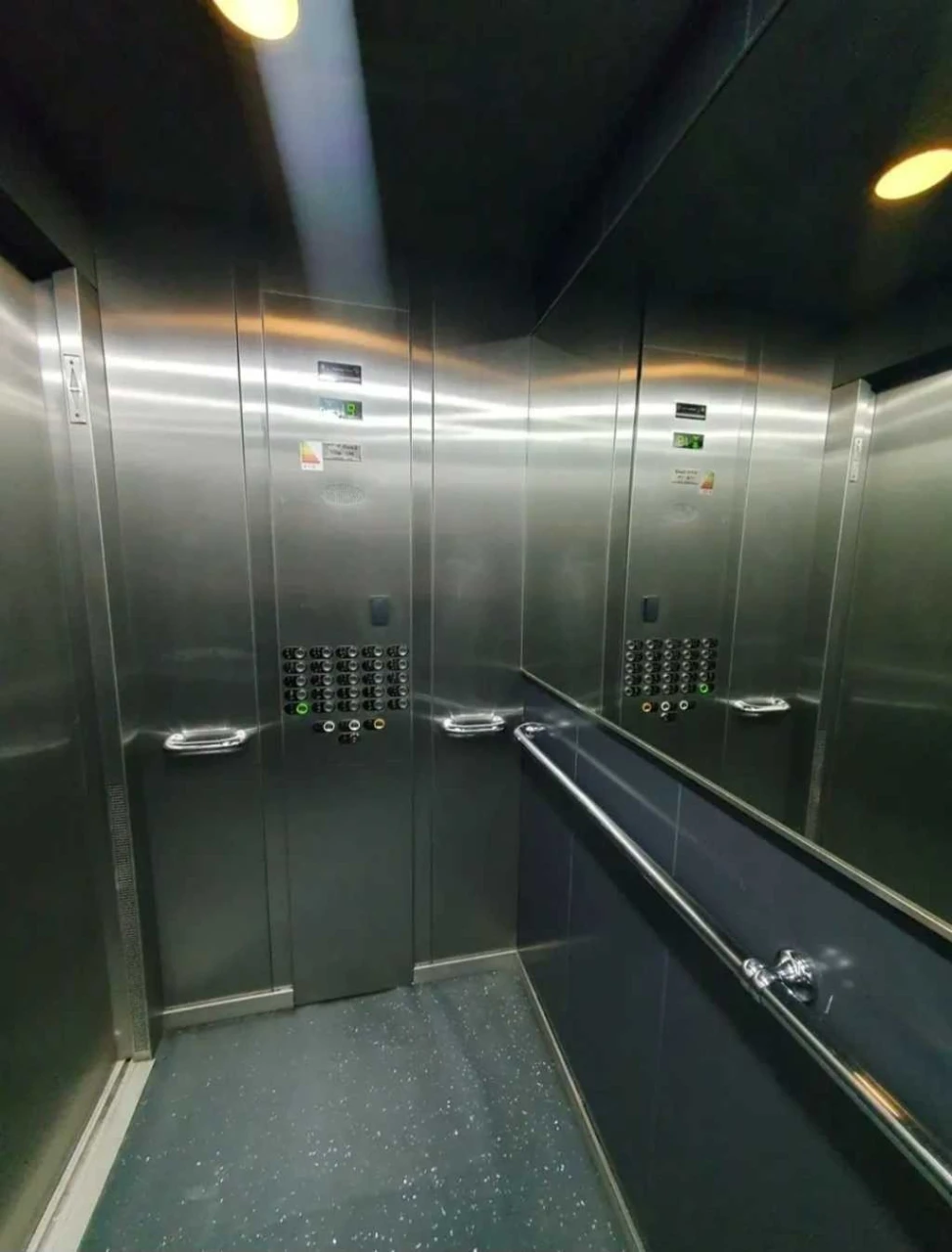 Продажа: Трехкомнатная квартира 98 м², Днепровская наб., 15К