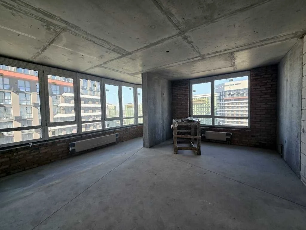 Продажа: Трехкомнатная квартира 98 м², Днепровская наб., 15К