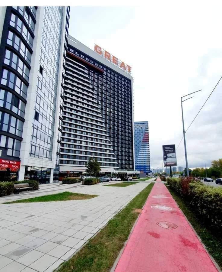 Продажа: Трехкомнатная квартира 98 м², Днепровская наб., 15К