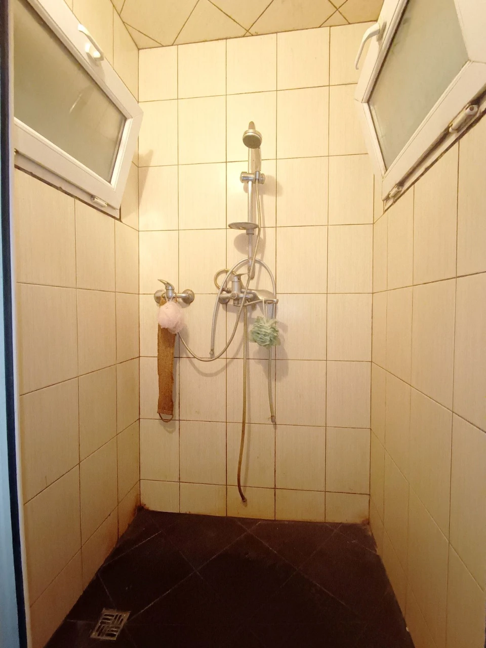 Продам комнату в коммунальной квартире . Улица  Космонавтов