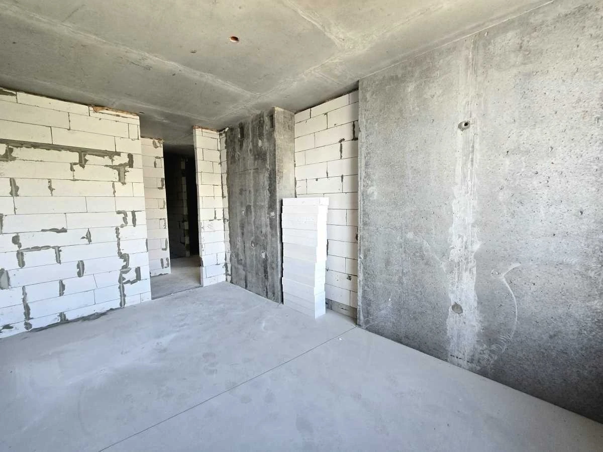Продажа: Трехкомнатная квартира 98 м², Днепровская наб., 15К