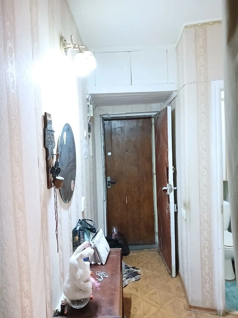 Продам 2х.квартиру ! ул.СЕГЕДСКАЯ /2ст.Фонт.дор 4/5эт 2ряд д