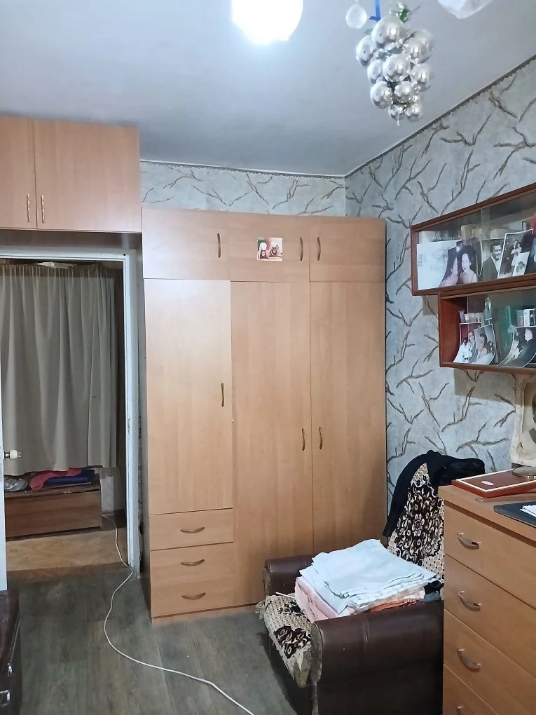 Продам 2х.квартиру ! ул.СЕГЕДСКАЯ /2ст.Фонт.дор 4/5эт 2ряд д