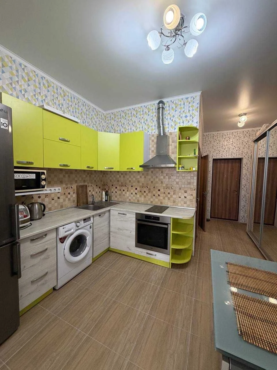 Продаж квартири в ЖК «Золоті Стовпи», Слобідка, вул. Миколи