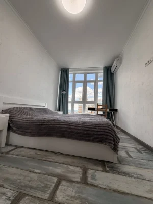 Продам красивую 2 х ком квартиру ЖК 4 Сезона
