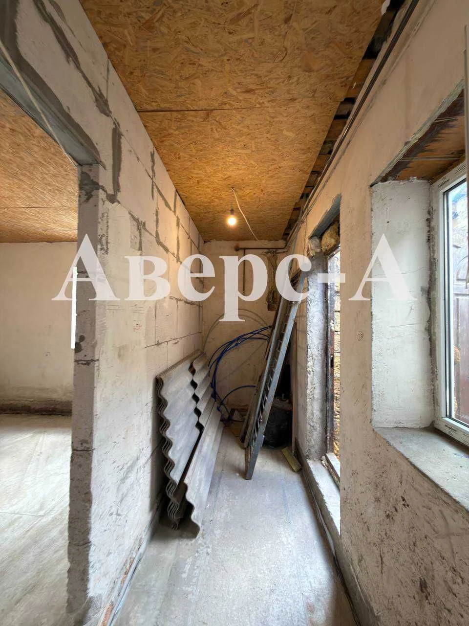 Продам квартиру со своим двором