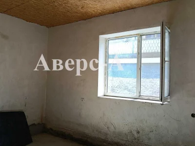 Продам квартиру со своим двором