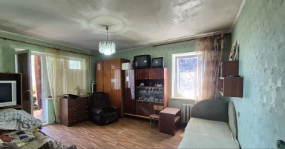 5 Небесной Сотни/Школьный,светлая просторная квартира,две ло