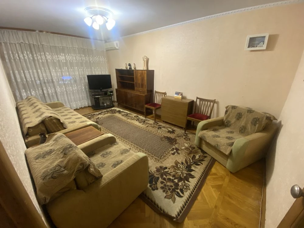 ПРОДАМ квартиру в центре ТАИРОВА