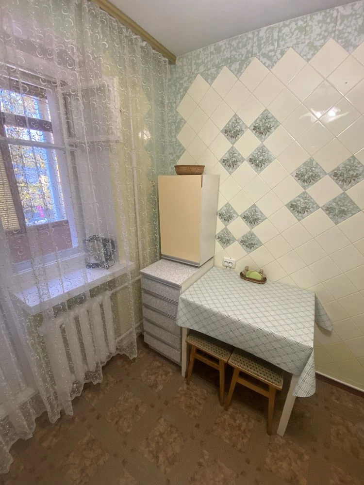 ПРОДАМ квартиру в центре ТАИРОВА