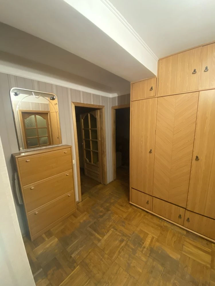 ПРОДАМ квартиру в центре ТАИРОВА