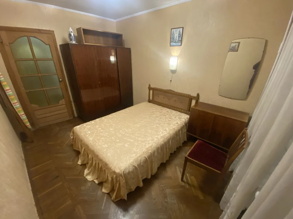 ПРОДАМ квартиру в центре ТАИРОВА