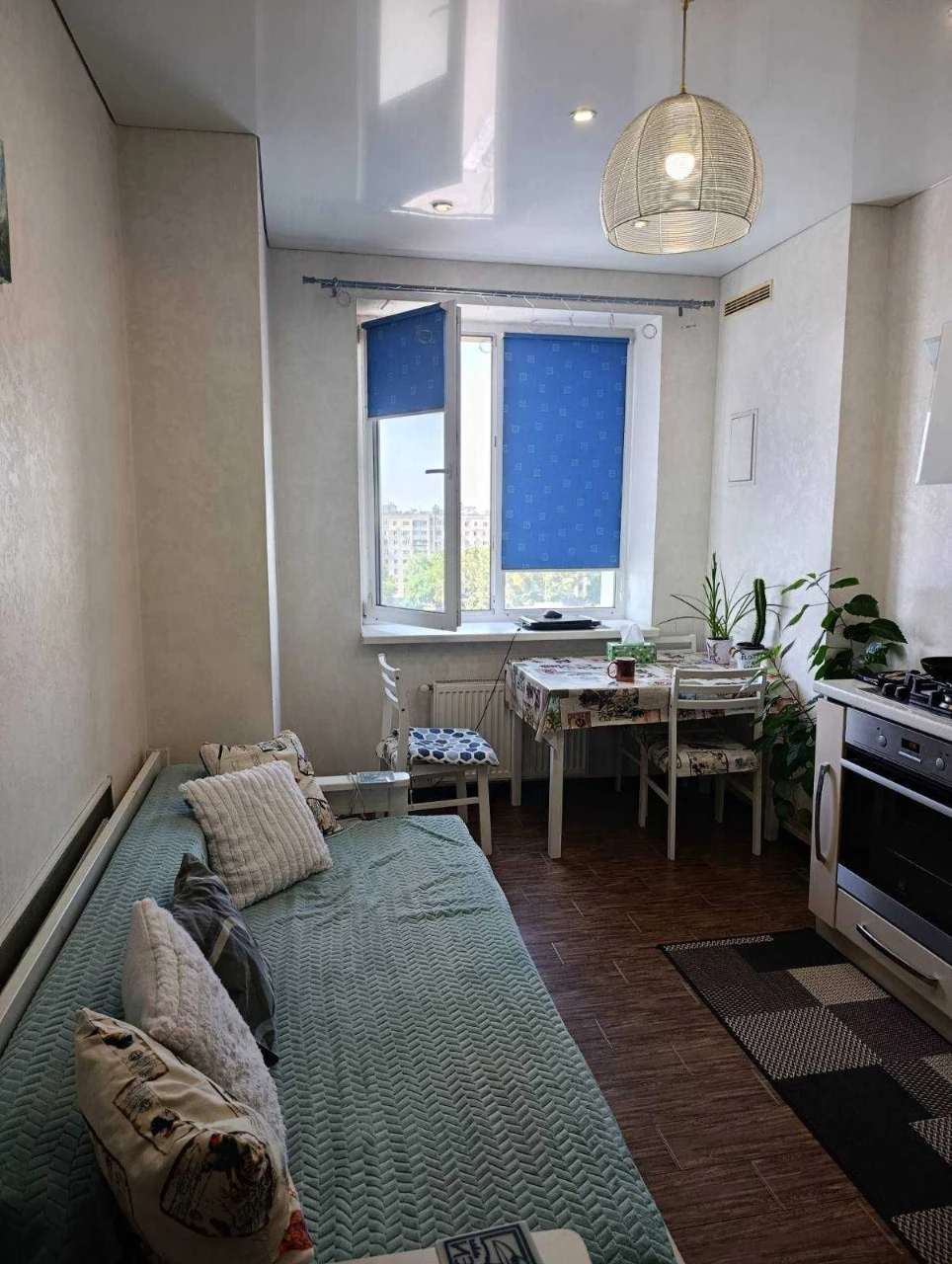 Продам 1 ком квартиру Бреуса/ Бабаджаняна