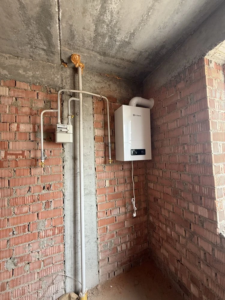 Продам 2-кім. квартиру на Сахарова_АВТОНОМНЕ опалення_Газ!