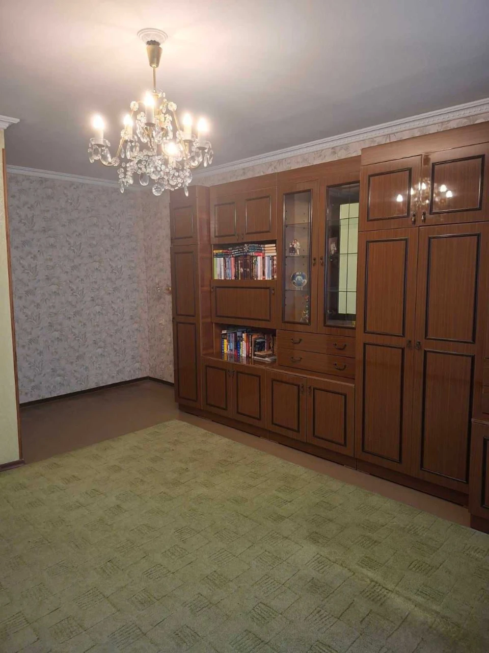 Продам 1-комнатную  квартиру улица Ильфа  и Петрова/Левитана