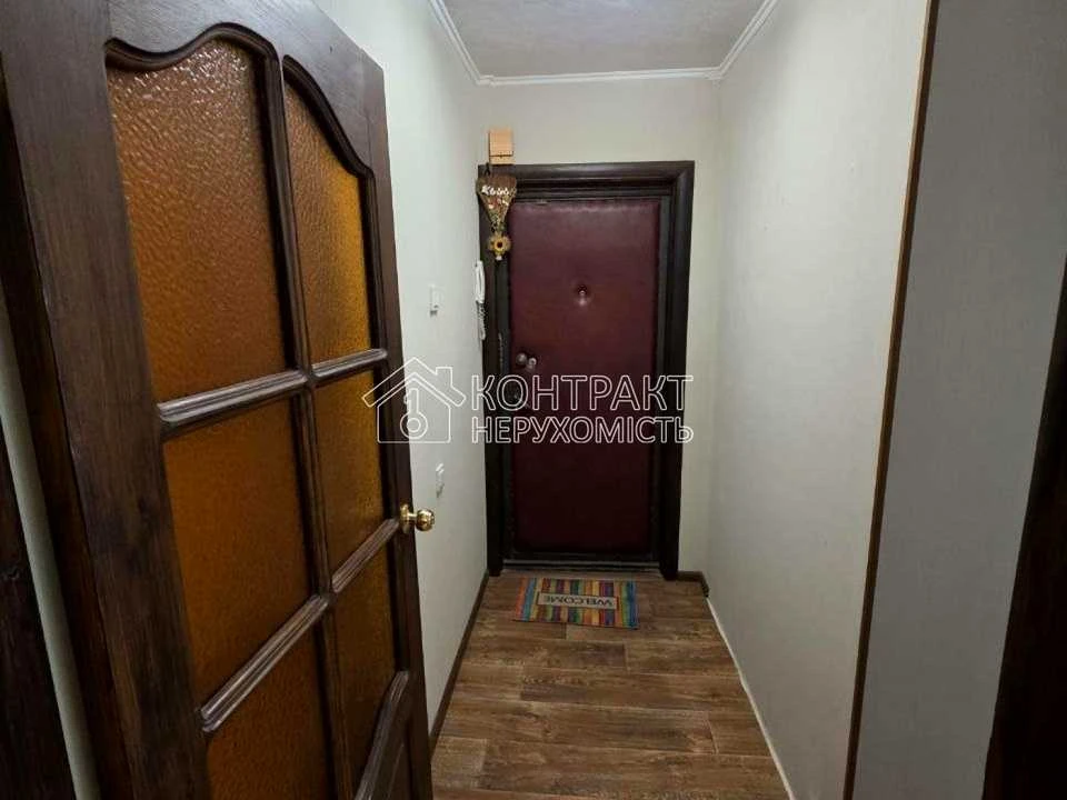 Apartment. Kharkiv, Traktorostudivnyky Ave.