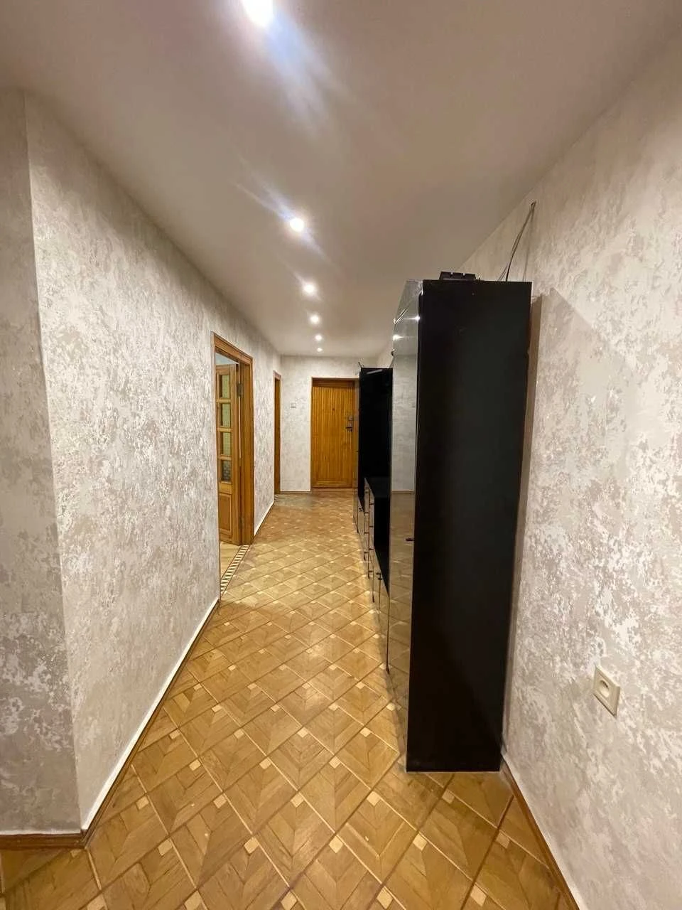 Продам 3 к. квартиру дом кирпичный, ЭЕСЕЛЮЗИВ, Госпрограммы