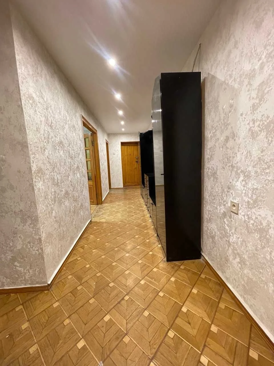 Продам 3 к. квартиру дом кирпичный, ЭЕСЕЛЮЗИВ, Госпрограммы