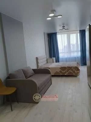 Квартира с ремонтом в новом ЖК поселок Котовского