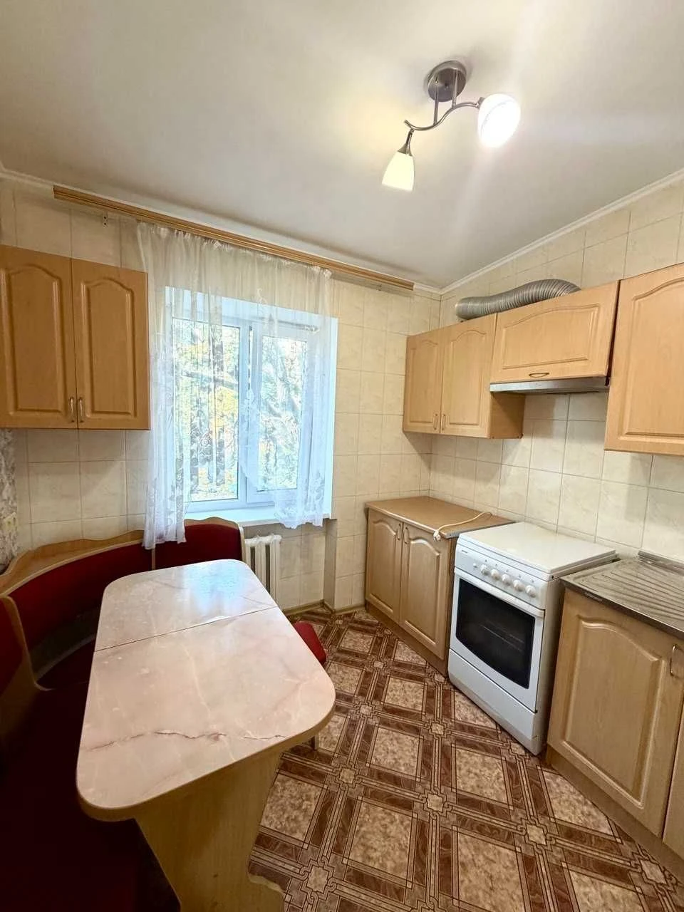 Продается 2-комнатная квартира в районе М.
