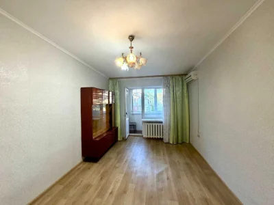 Продается 2-комнатная квартира в районе М.