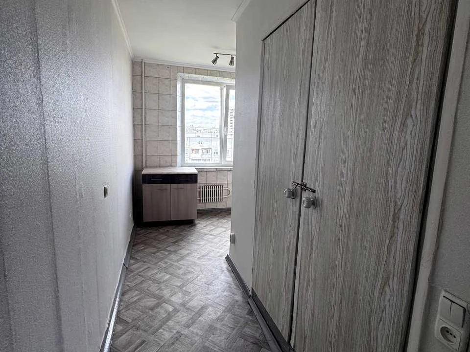 Apartment. Kharkiv, Peremohy Avenue.