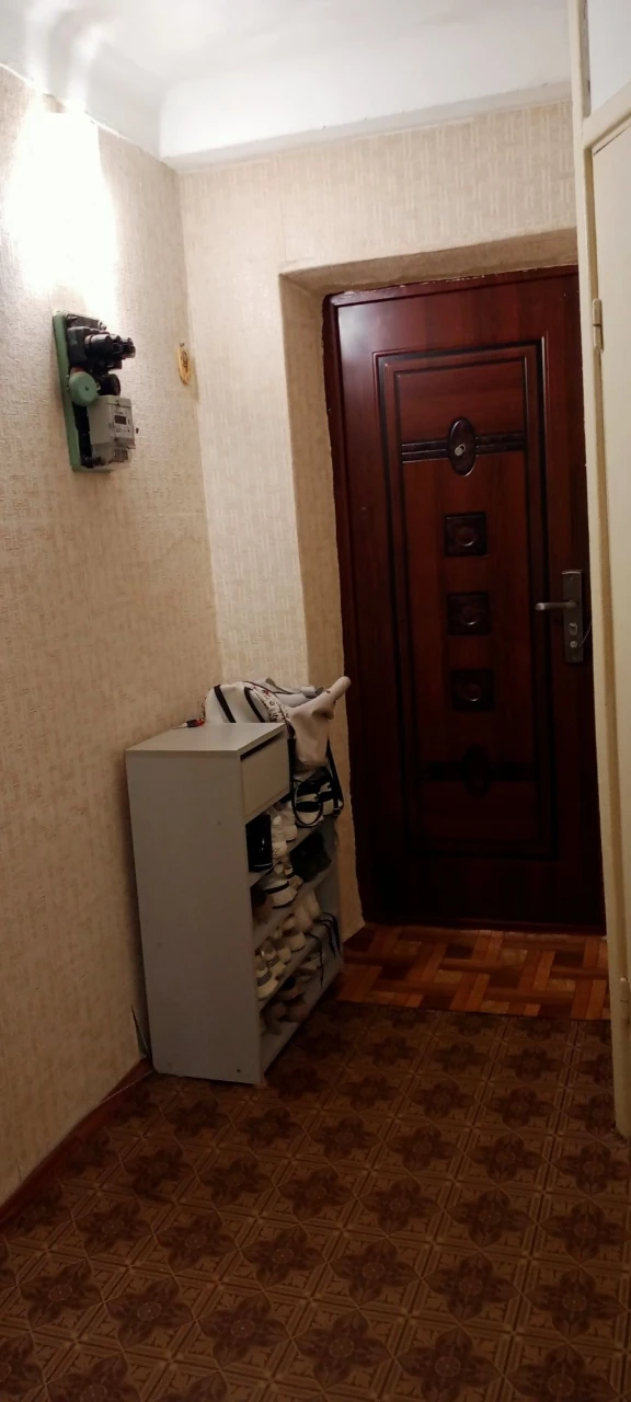 Продам двухкомнатную квартиру.Запорожье,Бабурка.