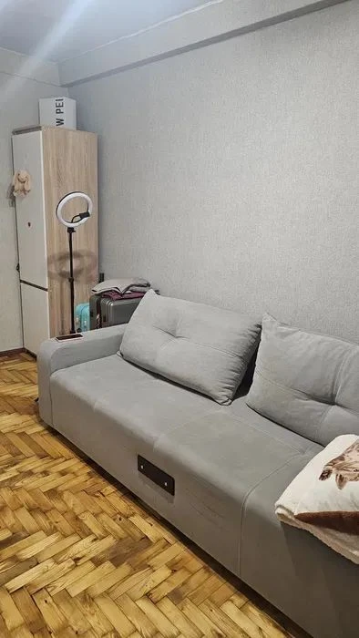 Продам 2 ком.кв по ул.Энтузиастов.