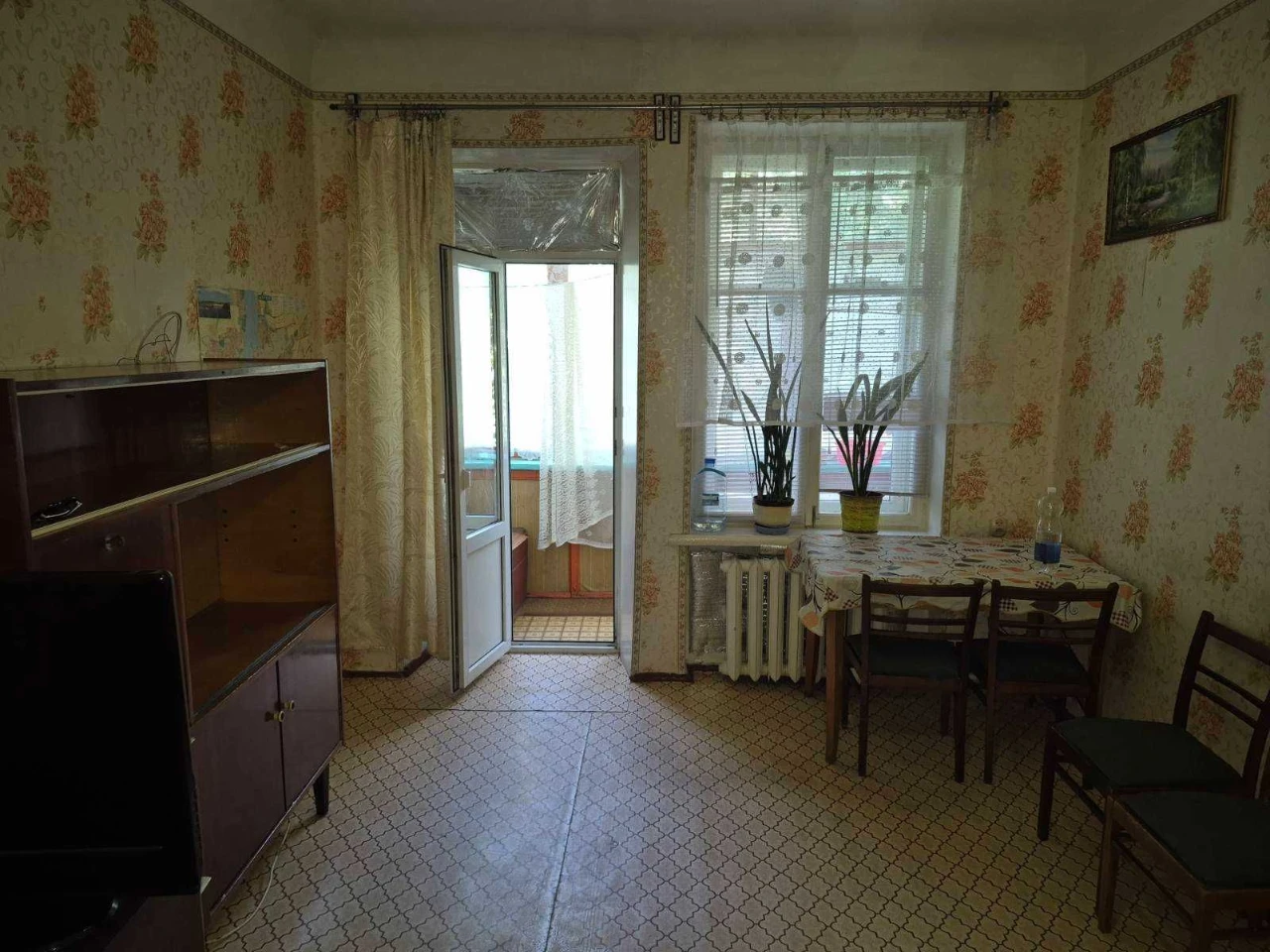 Продам 1-кімнатну квартиру в центрі міста