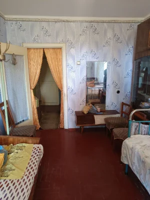 Продаётся 2 ком квартира Осипенковский микрорайон