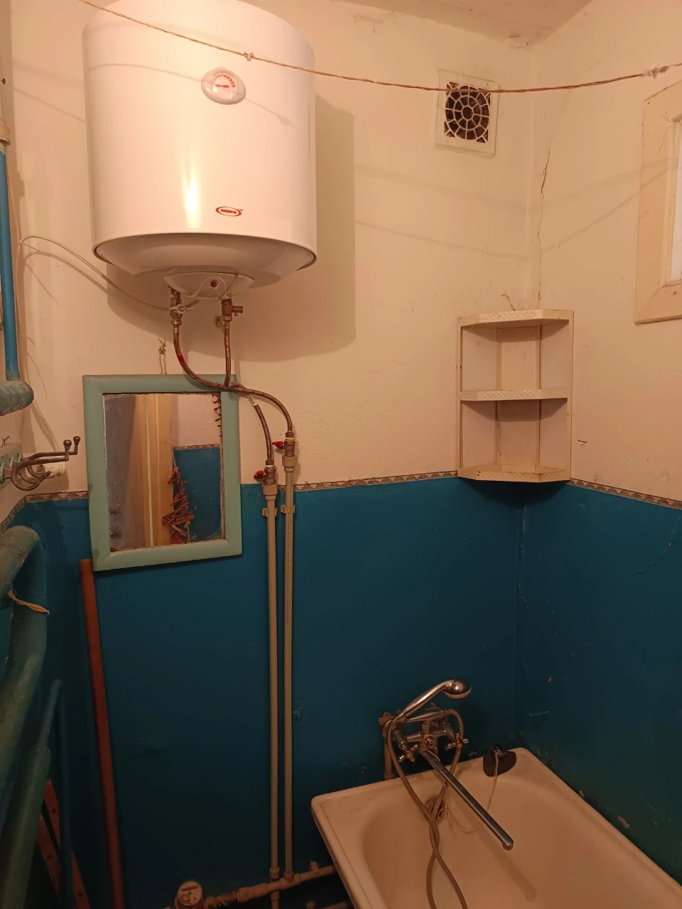 Продаётся 2 ком квартира Осипенковский микрорайон
