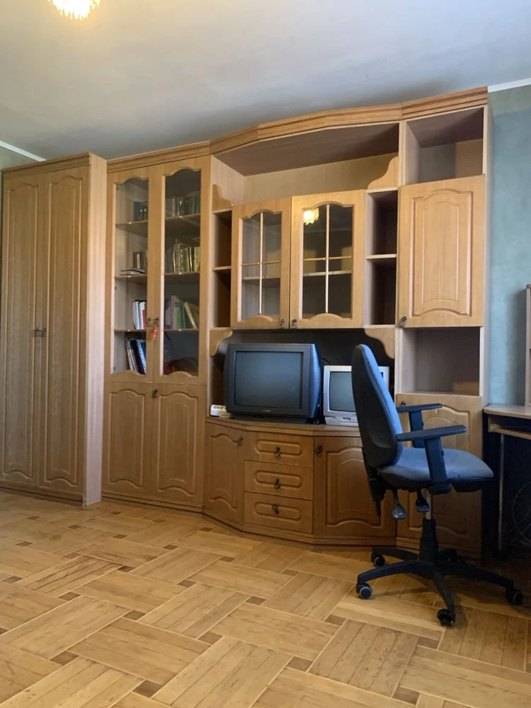 Продам 2 ком квартиру по  ул. Фортечна Центр города.
