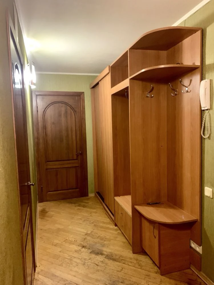 Продам 2 ком квартиру по  ул. Фортечна Центр города.