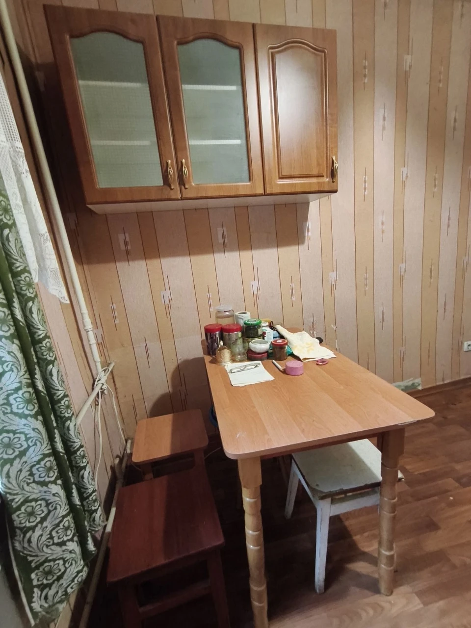 Продаж 2х кім."сталінки"площа Свободи вул.Олександрівська