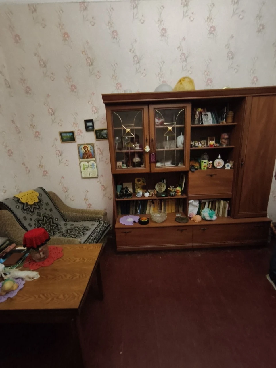 Продаж 2х кім."сталінки"площа Свободи вул.Олександрівська