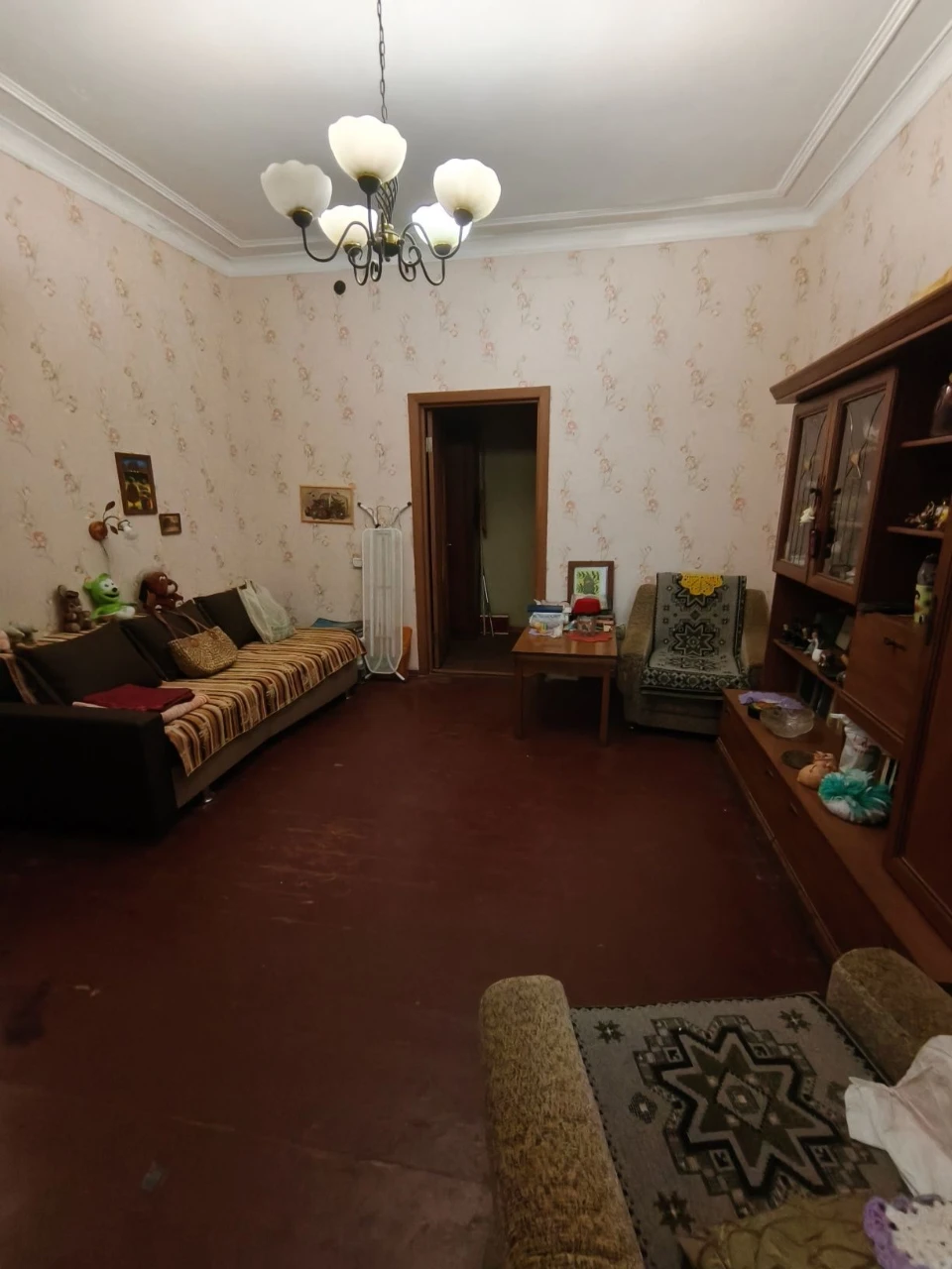 Продаж 2х кім."сталінки"площа Свободи вул.Олександрівська