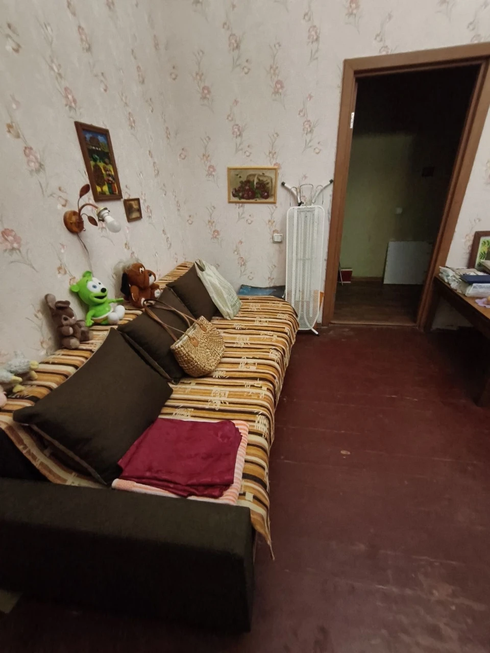 Продаж 2х кім."сталінки"площа Свободи вул.Олександрівська