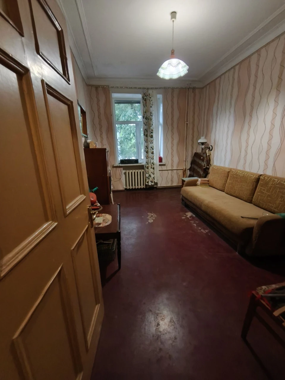 Продаж 2х кім."сталінки"площа Свободи вул.Олександрівська