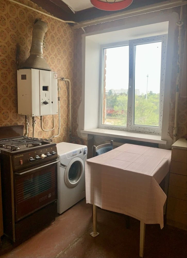 Продам 1 ком квартиру Александровский р-н